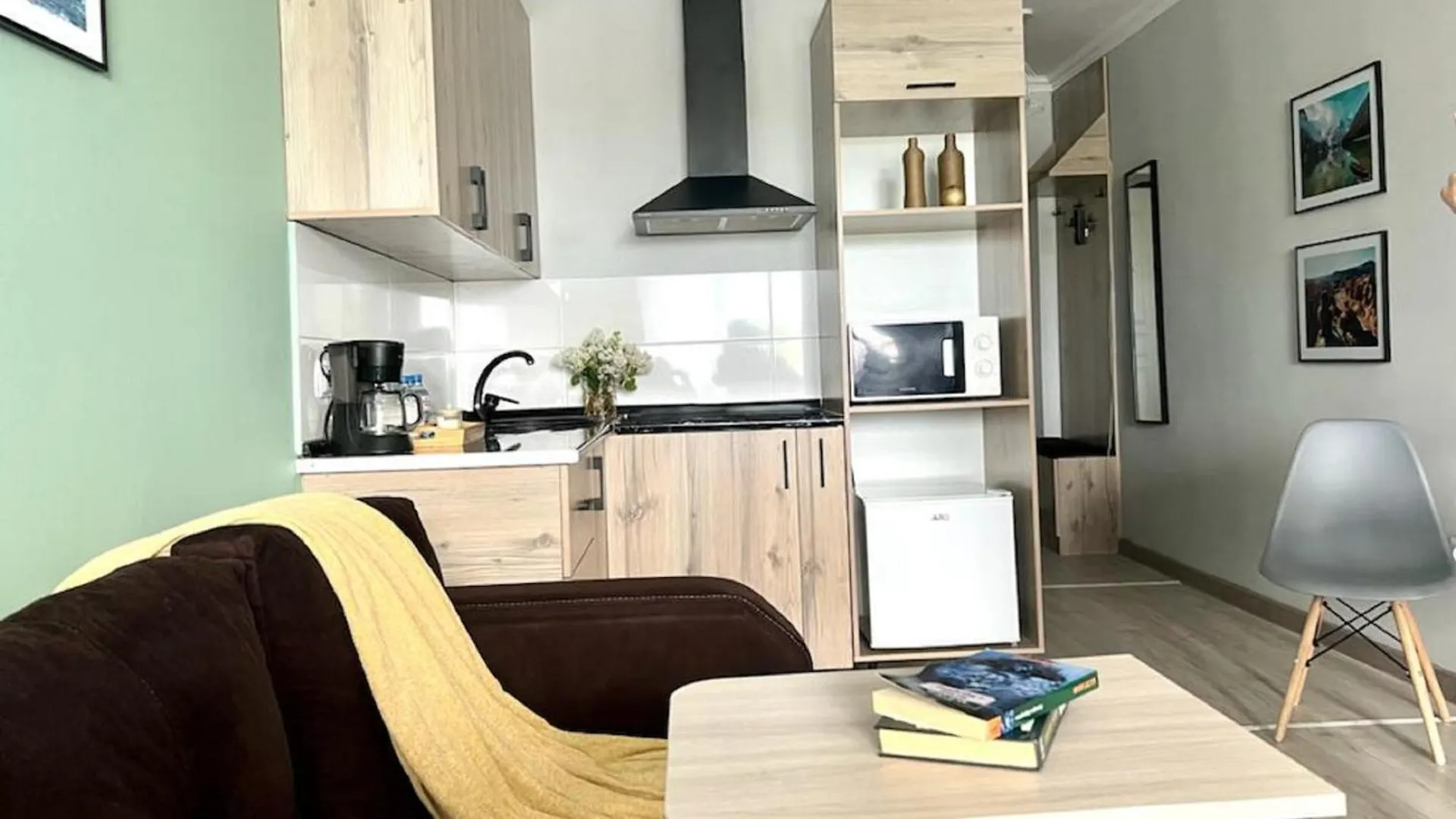 Apartment Апарт -Отель Жк Молодежный Из 20 Апартаментов В Центре Города Almaty Kazakhstan