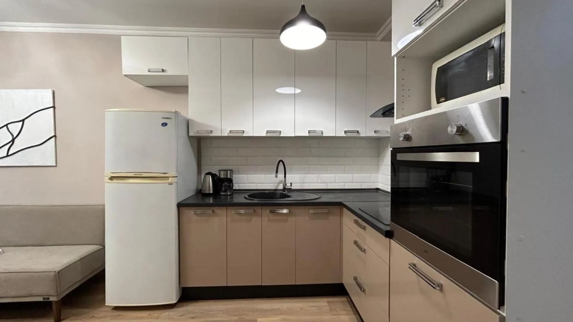 Apartment Апарт -Отель Жк Молодежный Из 20 Апартаментов В Центре Города Almaty Kazakhstan
