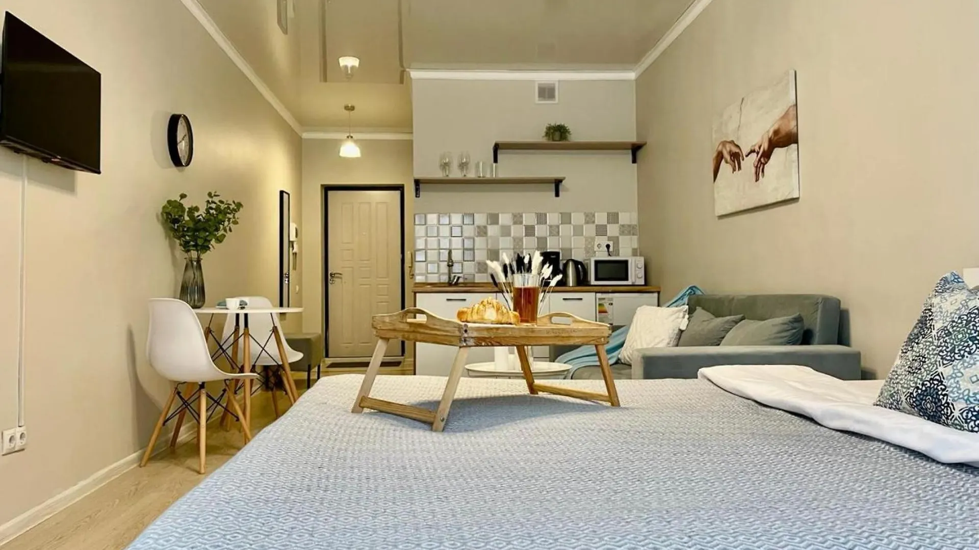 Apartment Апарт -Отель Жк Молодежный Из 20 Апартаментов В Центре Города Almaty