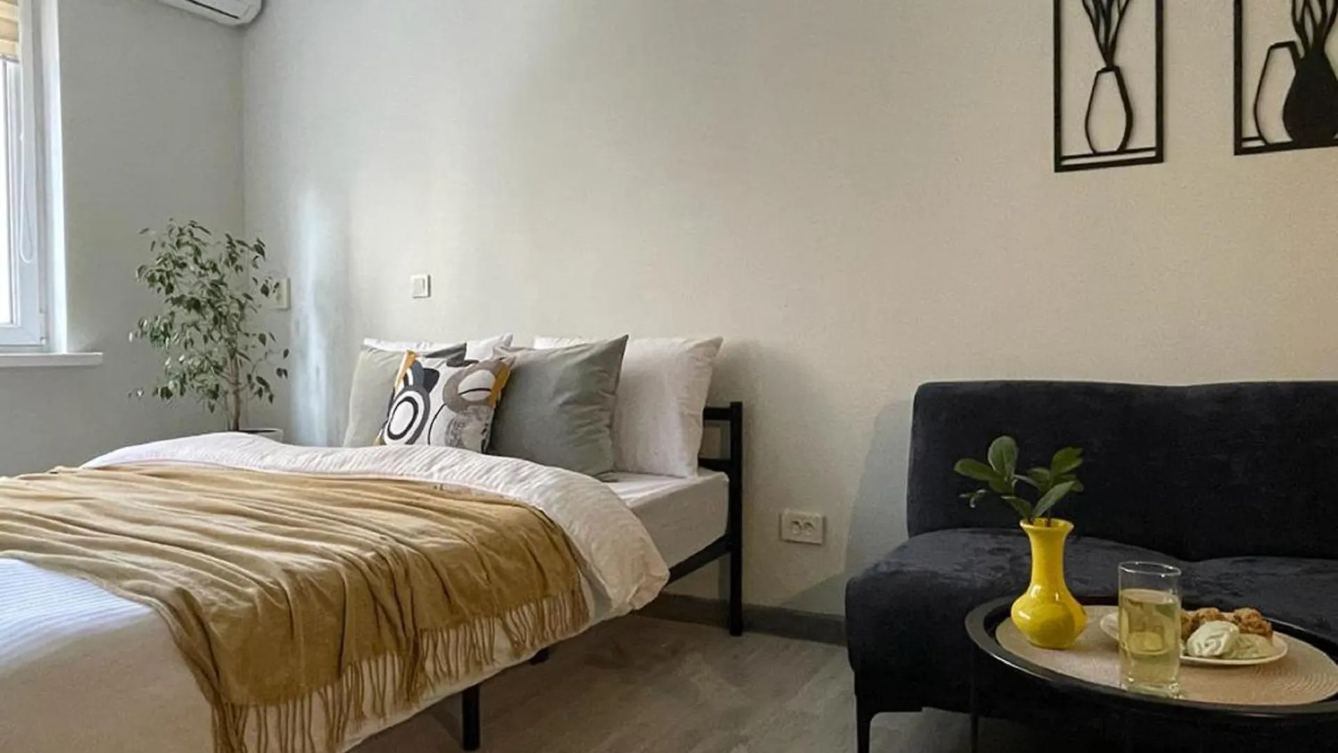 Апарт -Отель Жк Молодежный Из 20 Апартаментов В Центре Города Almaty Apartment