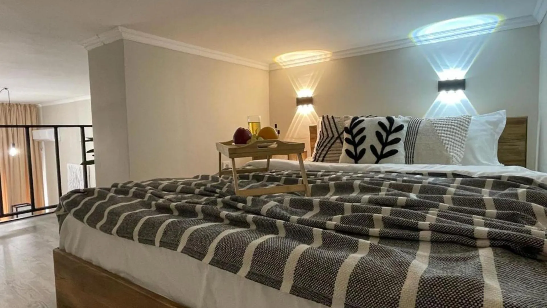 Апарт -Отель Жк Молодежный Из 20 Апартаментов В Центре Города Almaty Apartment